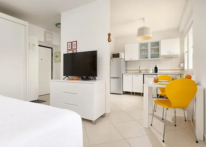 Apartman Seven Minute Walk To Old Town