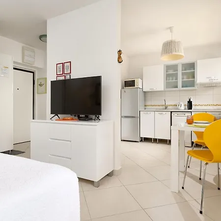Apartamento Seven Minute Walk To Old Town