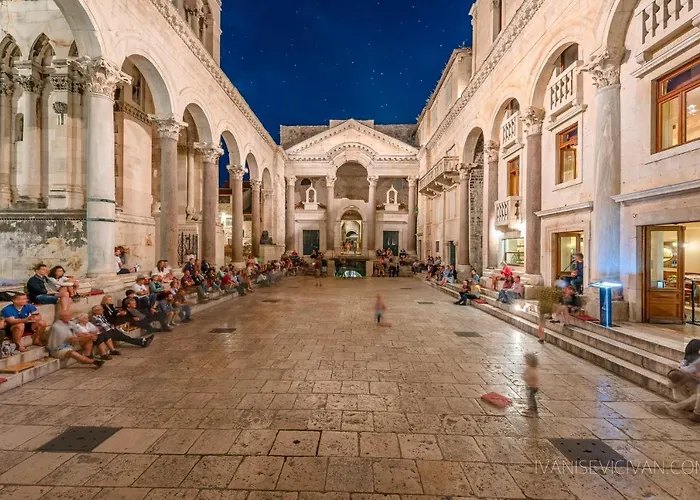 Seven Minute Walk To Old Town Split